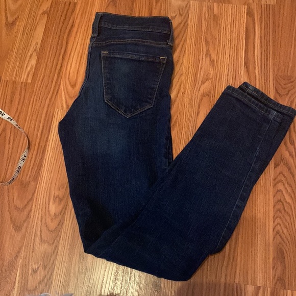 Women’s old navy original mid rise jeans in size 00, dark blue colour - Picture 3 of 5